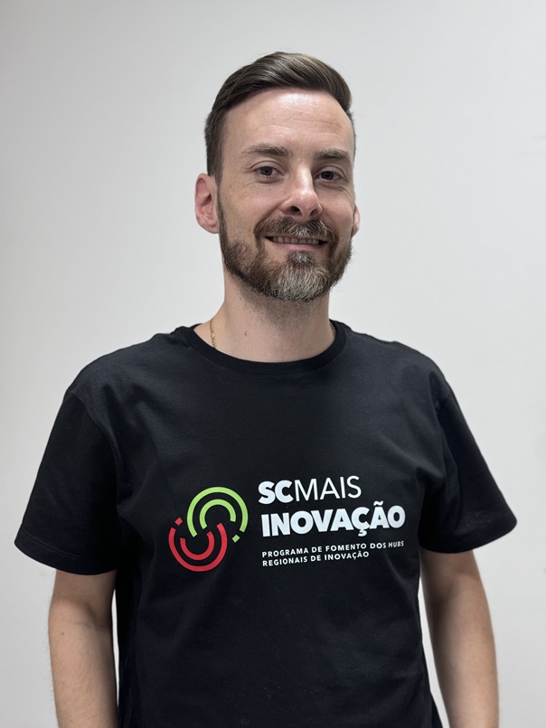 Gustavo Damschi